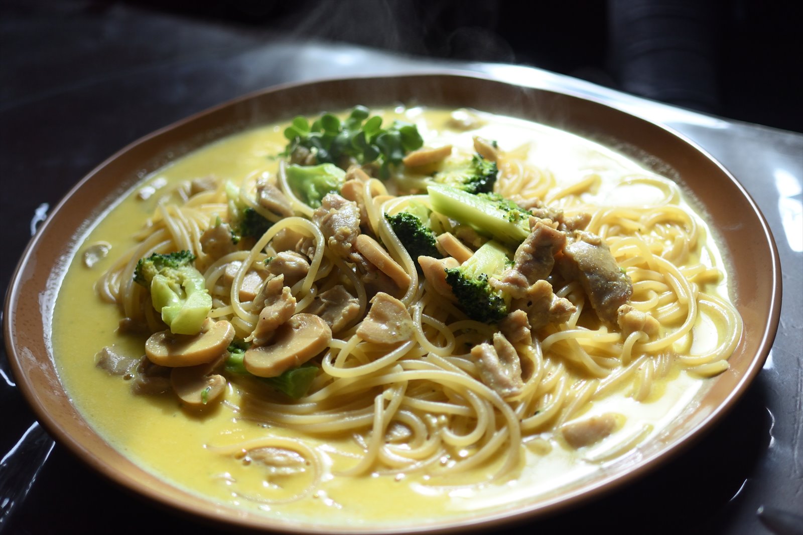苫小牧 パスタ アルデンテ やぁやぁ
