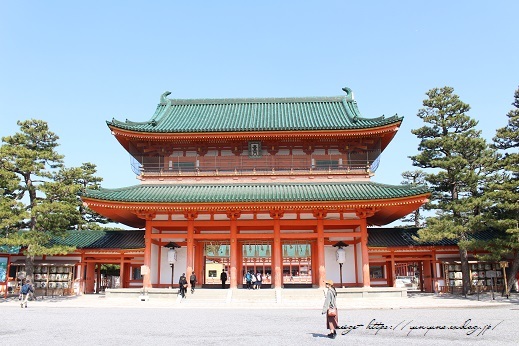 京都のパワースポット『平安神宮』の大鳥居は圧巻です！_f0023333_13355357.jpg