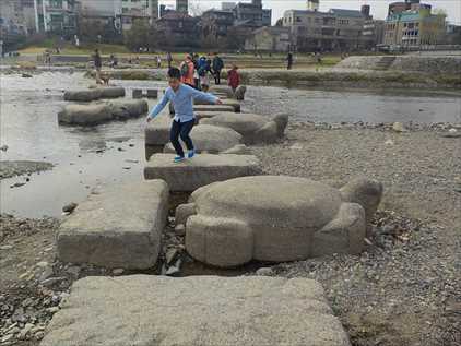e0126875_00485769.jpg