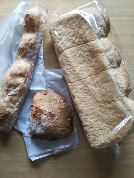 好きなパン屋で、お気に入りパン🍞ゲット!_f0316507_19134055.jpg