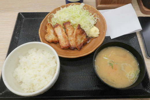 朝かつや かつや しょうが焼き定食 486円 7 00 11 00 続 食欲記
