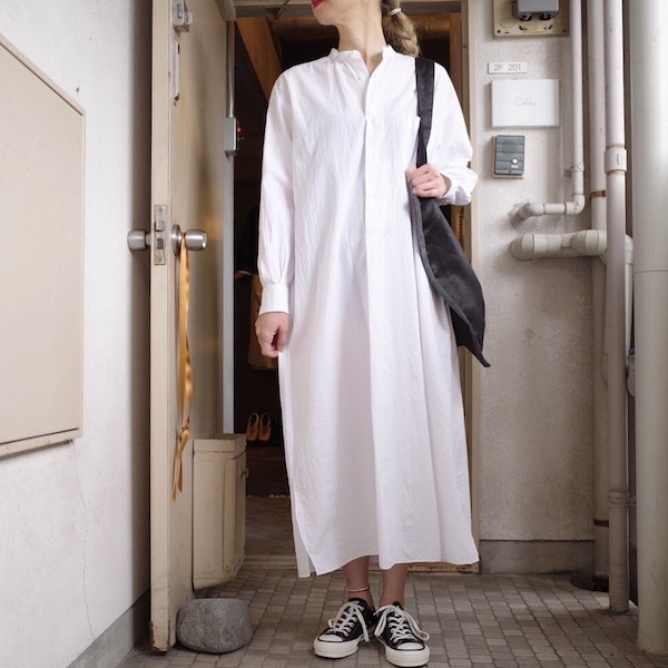 まっすぐに直線の裾 She Dances To Silent Music まっすぐに直線の裾 She Dances To Silent Music