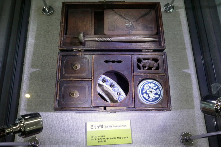 三省小学校旧校舎 삼성초등학교 구교사(ハンバッ教育博物館 한밭교육박물관) 大田・ソウルの旅(5)_f0117059_11004636.jpg