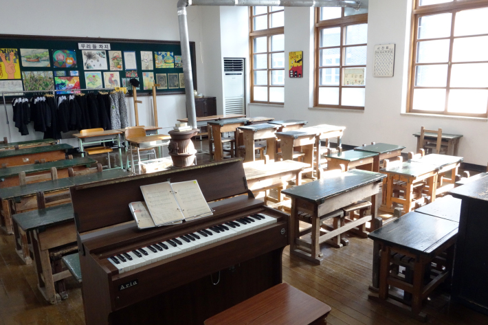 三省小学校旧校舎 삼성초등학교 구교사(ハンバッ教育博物館 한밭교육박물관) 大田・ソウルの旅(5)_f0117059_11033127.jpg