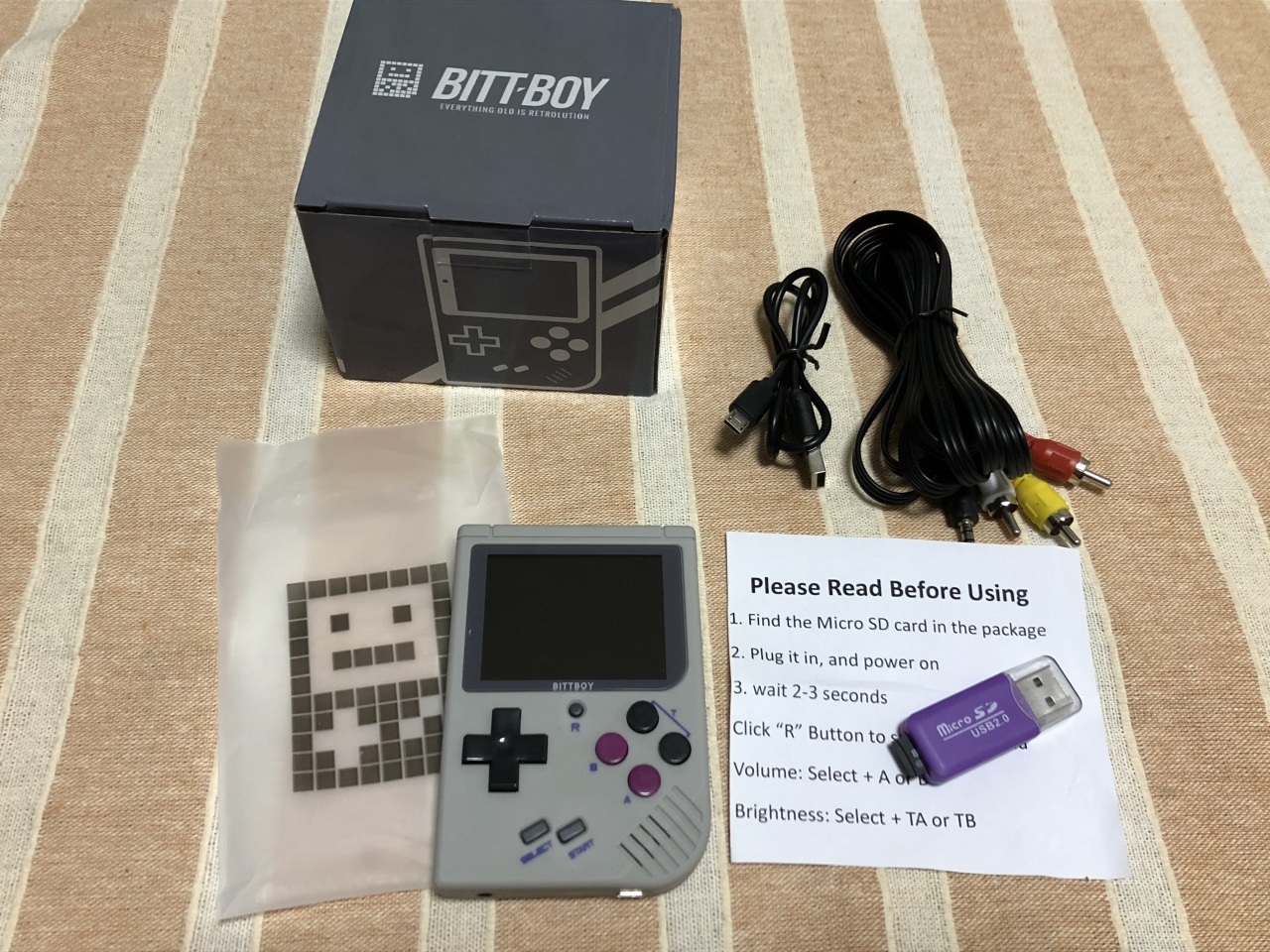 BITT-BOY 動作品　ケース付き、いろいろゲームできます。 BITT-BOY 動作品 ケース付き、いろいろゲームできます。