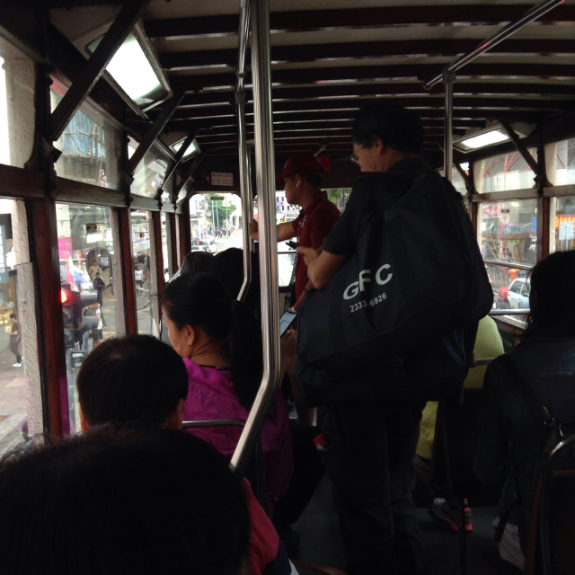 二階建ての路面電車トラムに揺られてお粥が美味しい「羅富記粥麪專家」へ。香港は坂道がキツい。。_a0334793_10205315.jpg