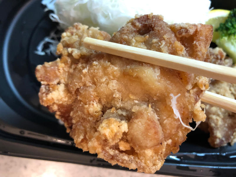 デカ盛り唐揚弁当 第21弾!_a0359239_21004600.jpg