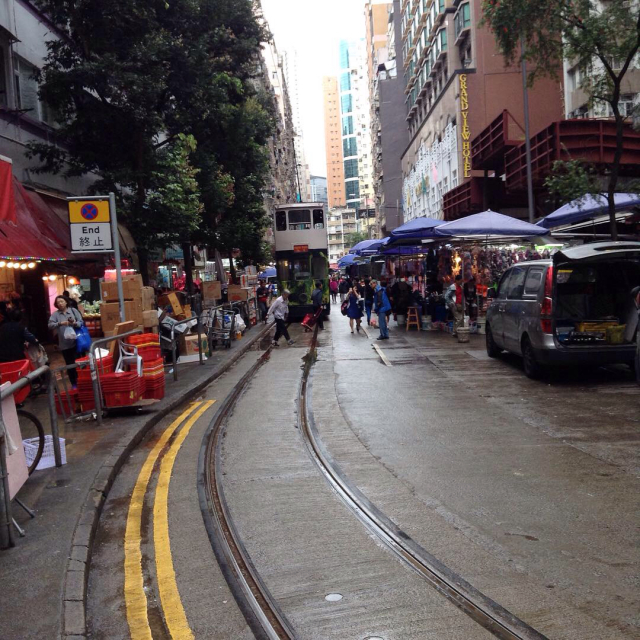路面電車が走る市場 香港北角 春秧街マーケット。_a0334793_07365010.jpg