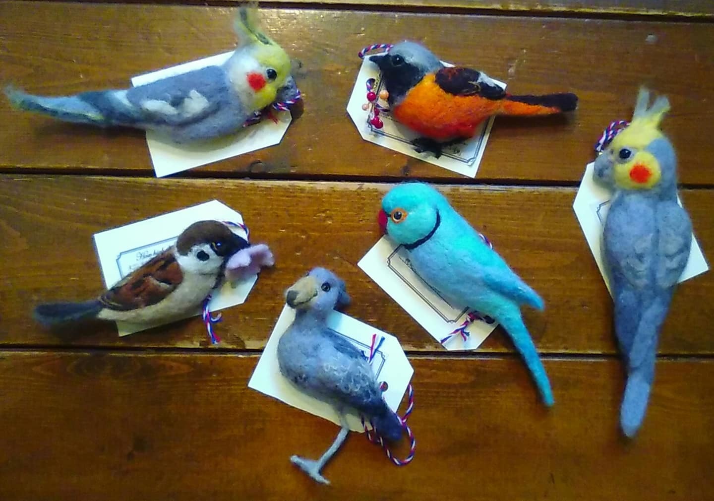 鳥展は3月31日迄、4月1日~18日迄東急ハンズ梅田店【インコと鳥の雑貨展】作家在店日時_d0322493_23324667.jpg