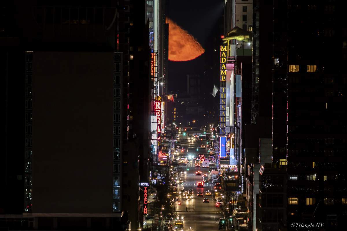 Manhattan Moon Henge is over the Times Square! 2019_a0274805_00212638.jpg