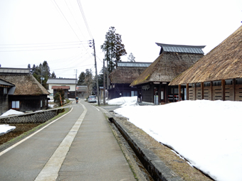 新潟県高柳町の民家を視察しました。_c0195909_11122068.jpg