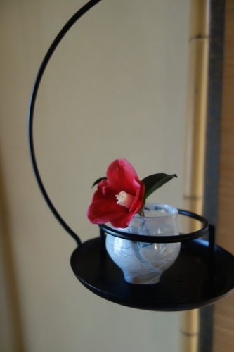 桜の箸置き&椿も咲いてまーす_a0197730_12501741.jpg