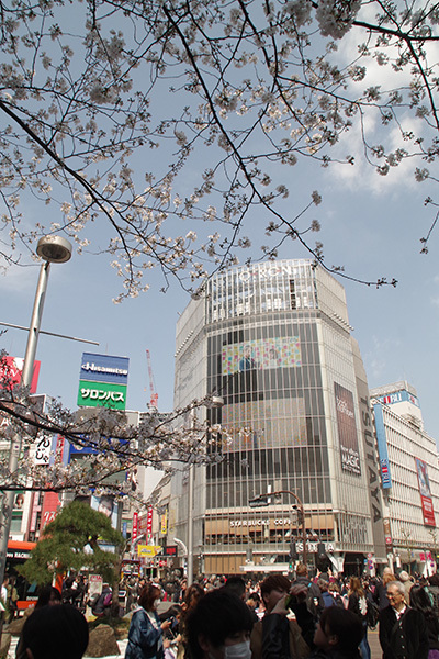 3月28日㈭の109前交差点_b0056983_11371155.jpg