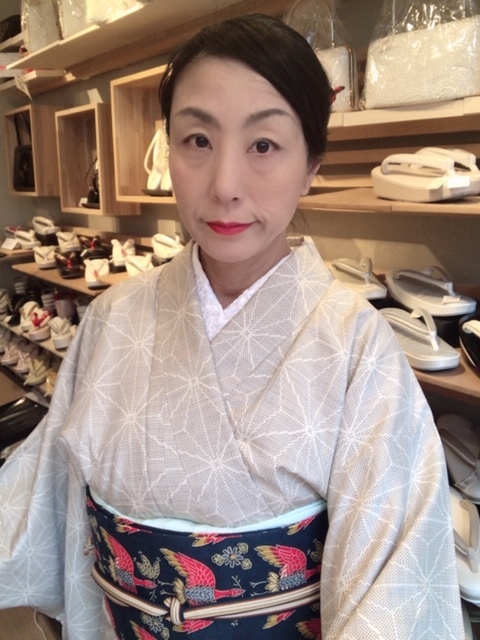 着物で 見立て の楽しみ 日本一狭い社長室より 下駄屋 jpブログ 着物で 見立て の楽しみ 日本一狭い社長室より 下駄屋 jpブログ