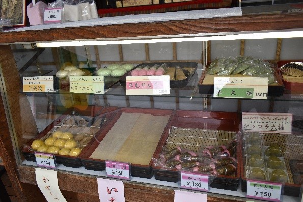 金沢、昼の部、チョイ食べ歩き。どれも美味しい!_f0362073_05100710.jpg
