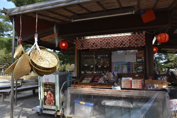 金沢、昼の部、チョイ食べ歩き。どれも美味しい!_f0362073_05112396.jpg
