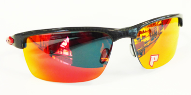 OAKLEY(オークリー)×FERRARI(フェラーリ)コラボレーションプレミアムサングラスCARBON BLADE(カーボンブレイド)再入荷!_c0003493_13373095.jpg