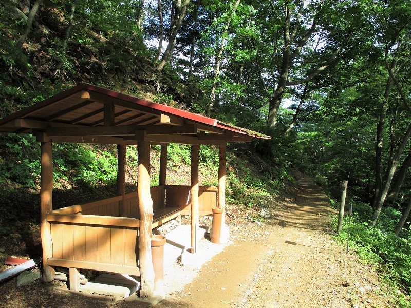 上信越　摩耶の滝で伝説の風に吹かれる　　　　　Maya falls in Jōshin\'etsu-kōgen National Park_f0308721_11493904.jpg