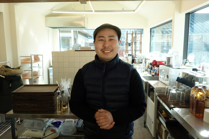 大田(テジョン)駅近くのカフェでバナナ スフレ パンケーキを食べる 팬케이크 폍 大田市の再開発地区 大田・ソウルの旅(6)_f0117059_23294425.jpg
