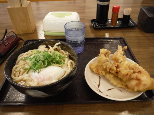 朝うどん&桜サイクリング_c0132901_19524885.jpg