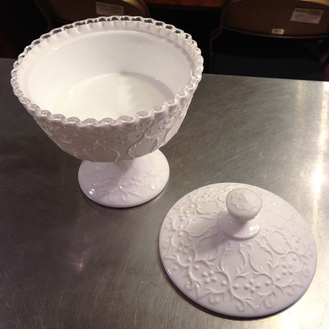 1940年代 Fentonフェントン フタ付きキャンディディッシュ 1940年代 Fentonフェントン フタ付きキャンディディッシュ フェントン