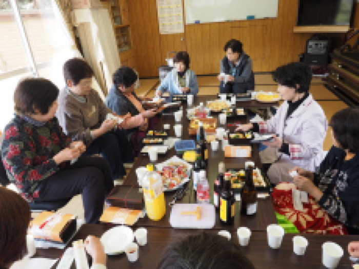地区の女性会の集まり_c0116915_23403291.jpg