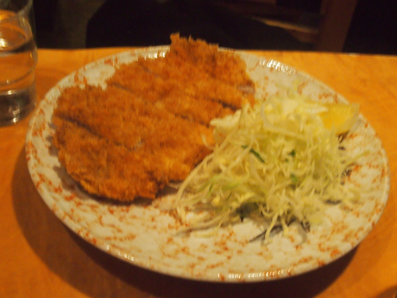 すぐにお腹をすかせるおじいさんと、根津の定食屋へ_b0396150_09154860.jpg