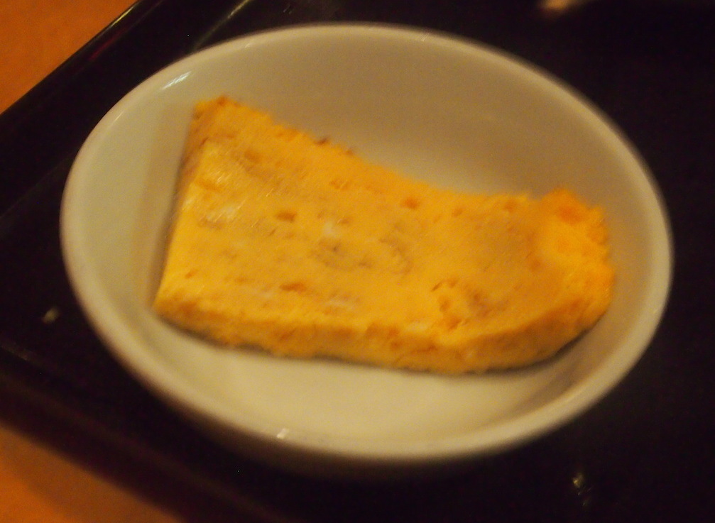 すぐにお腹をすかせるおじいさんと、根津の定食屋へ_b0396150_09162915.jpg