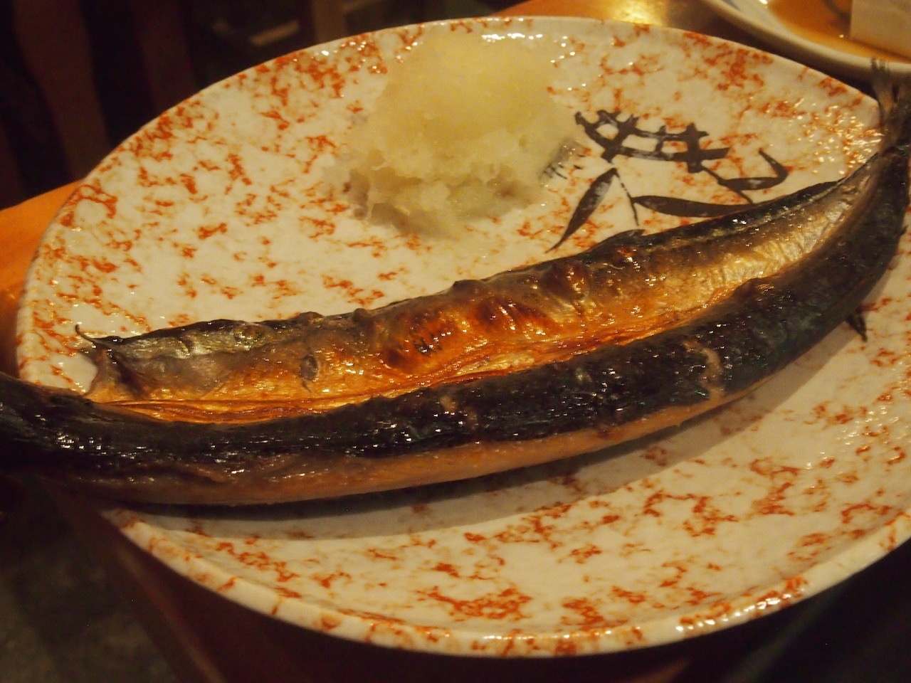 すぐにお腹をすかせるおじいさんと、根津の定食屋へ_b0396150_09163903.jpg