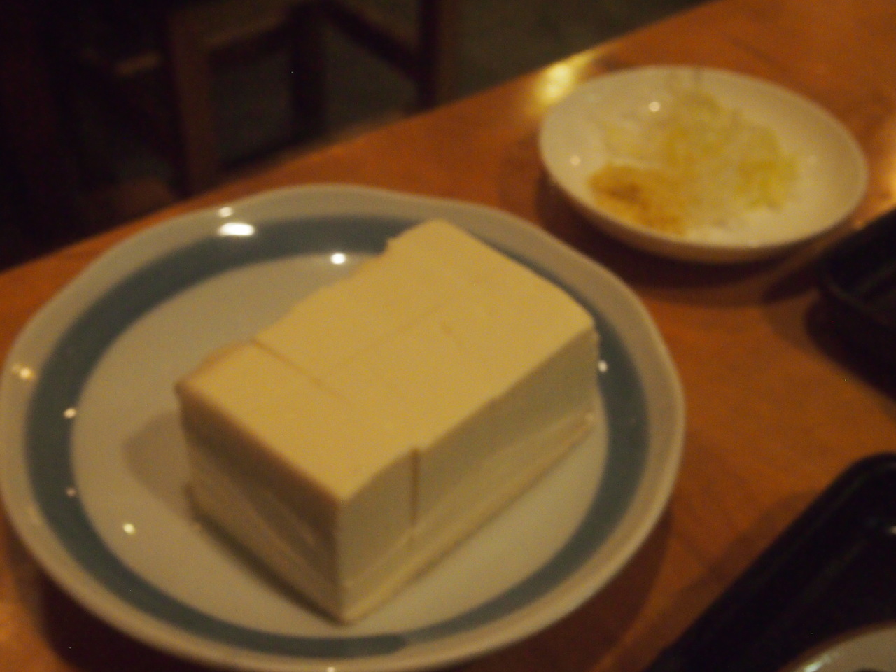 すぐにお腹をすかせるおじいさんと、根津の定食屋へ_b0396150_09170208.jpg