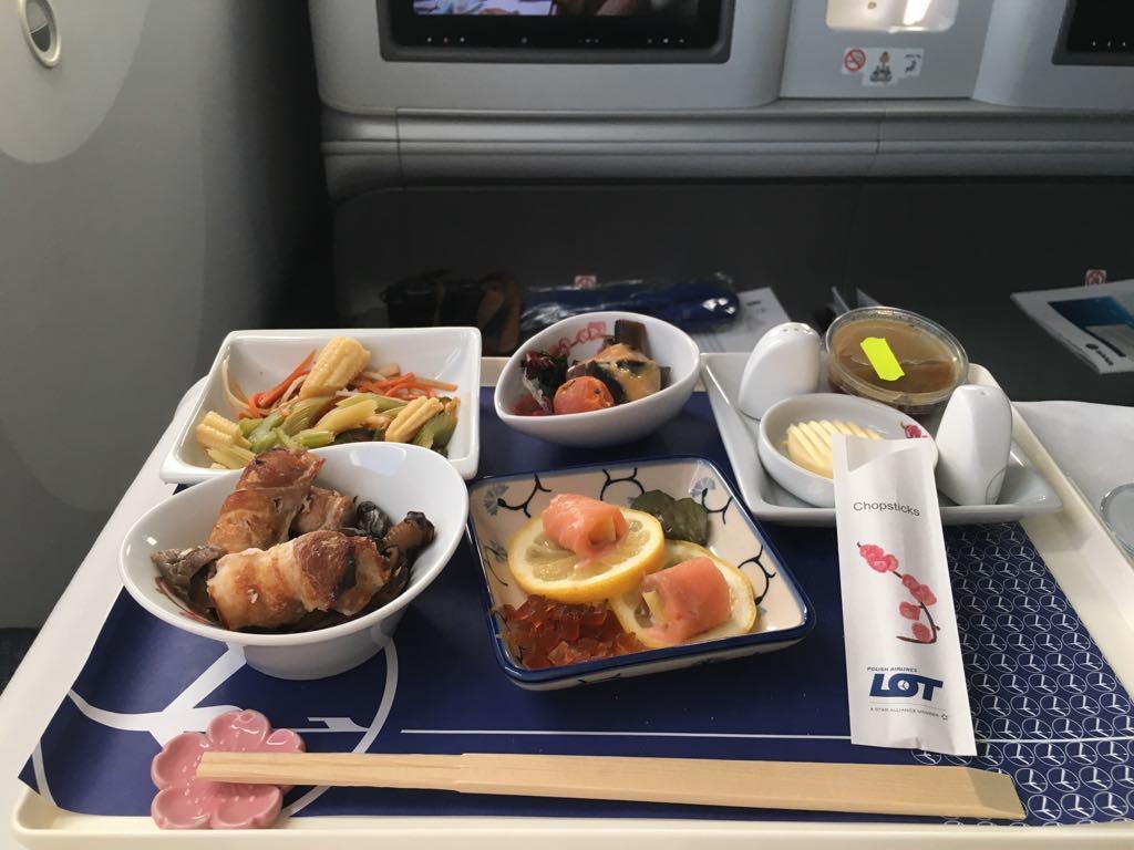 TXL-WAR-NRT_c0180686_05273109.jpg
