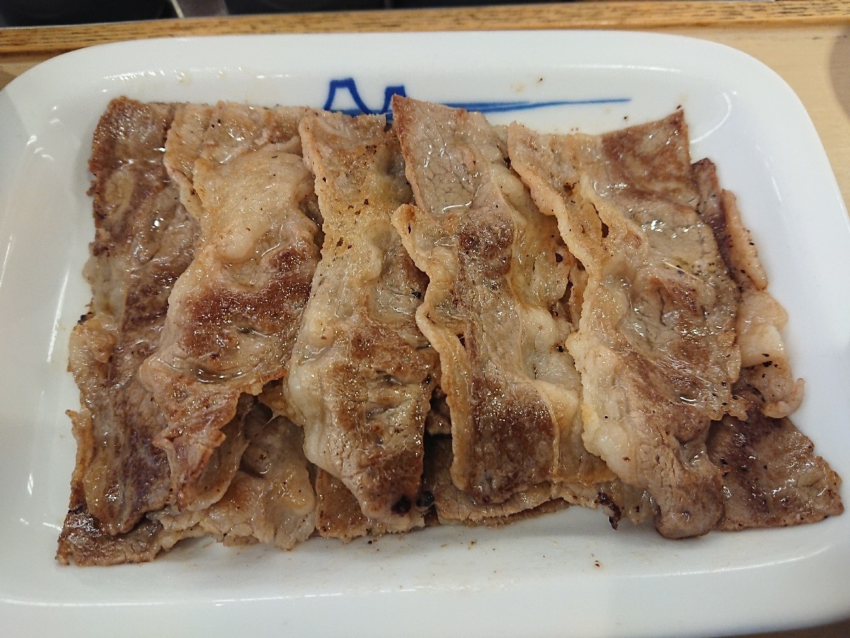 3/31夜勤明け 牛焼肉ラージ定食 + ソーセージ目玉焼き + 生ビール2杯 @ 松屋_b0042308_16273289.jpg
