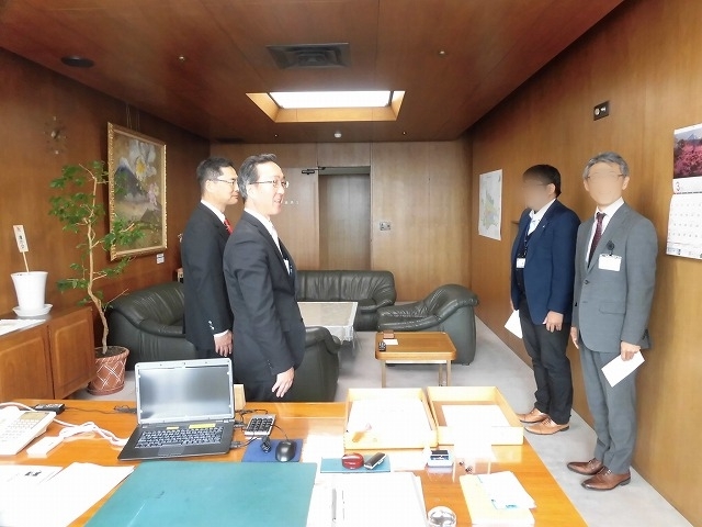 昨日から新年度がスタート　富士市議会事務局もフレッシュなメンバーを加え、平成から令和へ_f0141310_07372715.jpg