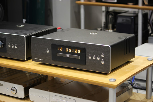 ROKSAN「Blak」シリーズが発売されました_e0404728_19221720.jpg