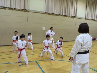 火曜日空手　西町教室_c0118332_23405795.jpg