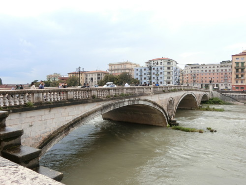 2018年5月5日（土）イタリア　その77　ヴェローナ（6)_b0214184_04083731.jpg