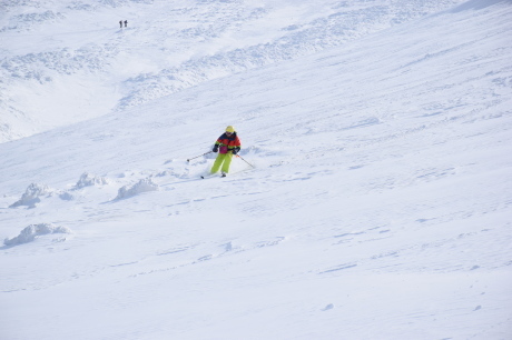 2019年3月3日 快晴の三段山を滑る_c0242406_13155086.jpg