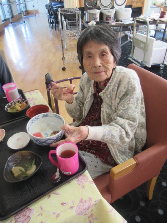 豪華な丼_e0191174_09053124.jpg