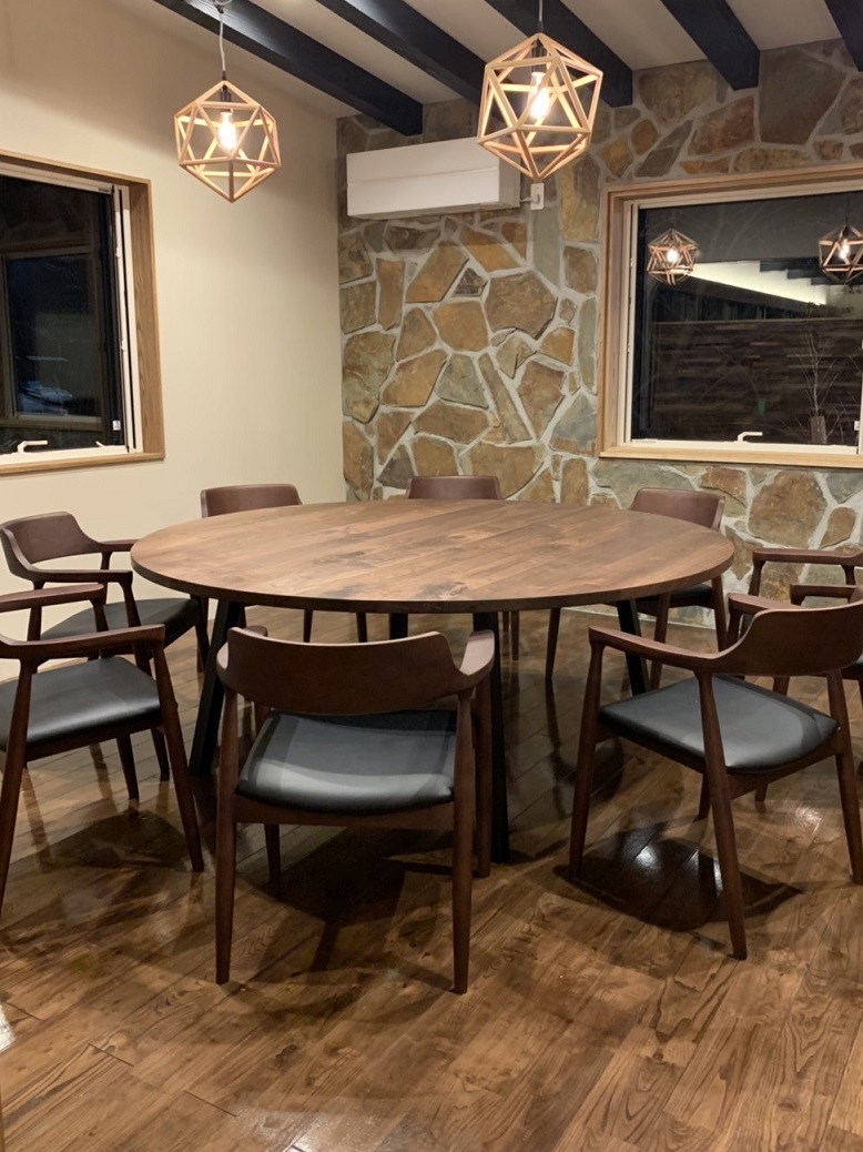 CAFE TABLE_c0146581_20291186.jpg