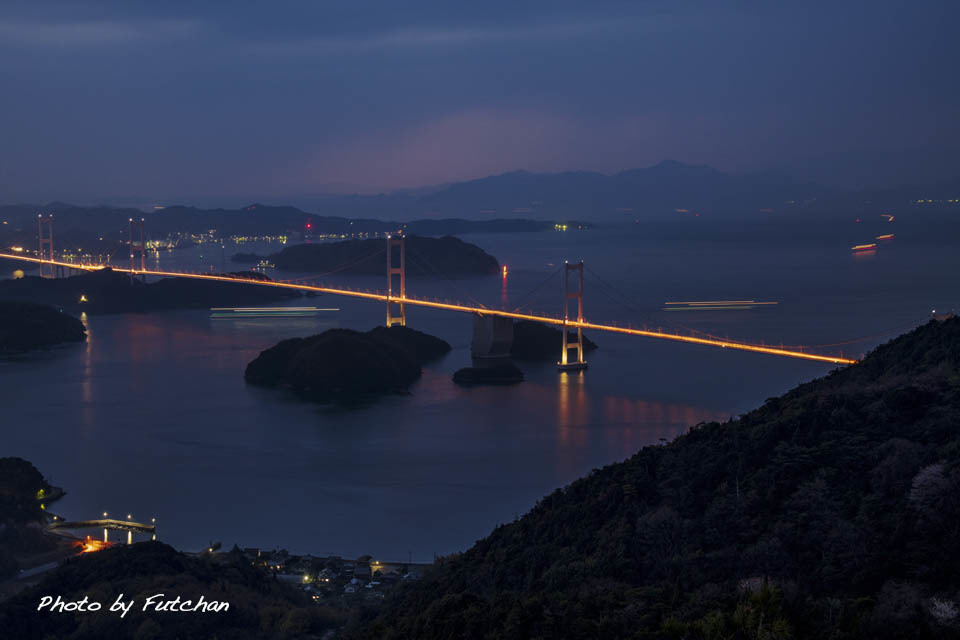 雨の来島海峡大橋_a0158226_22240415.jpg