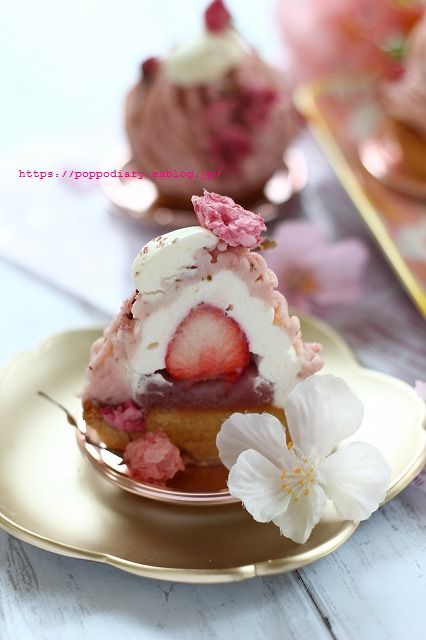 桜モンブランタルト_a0134594_21460635.jpg