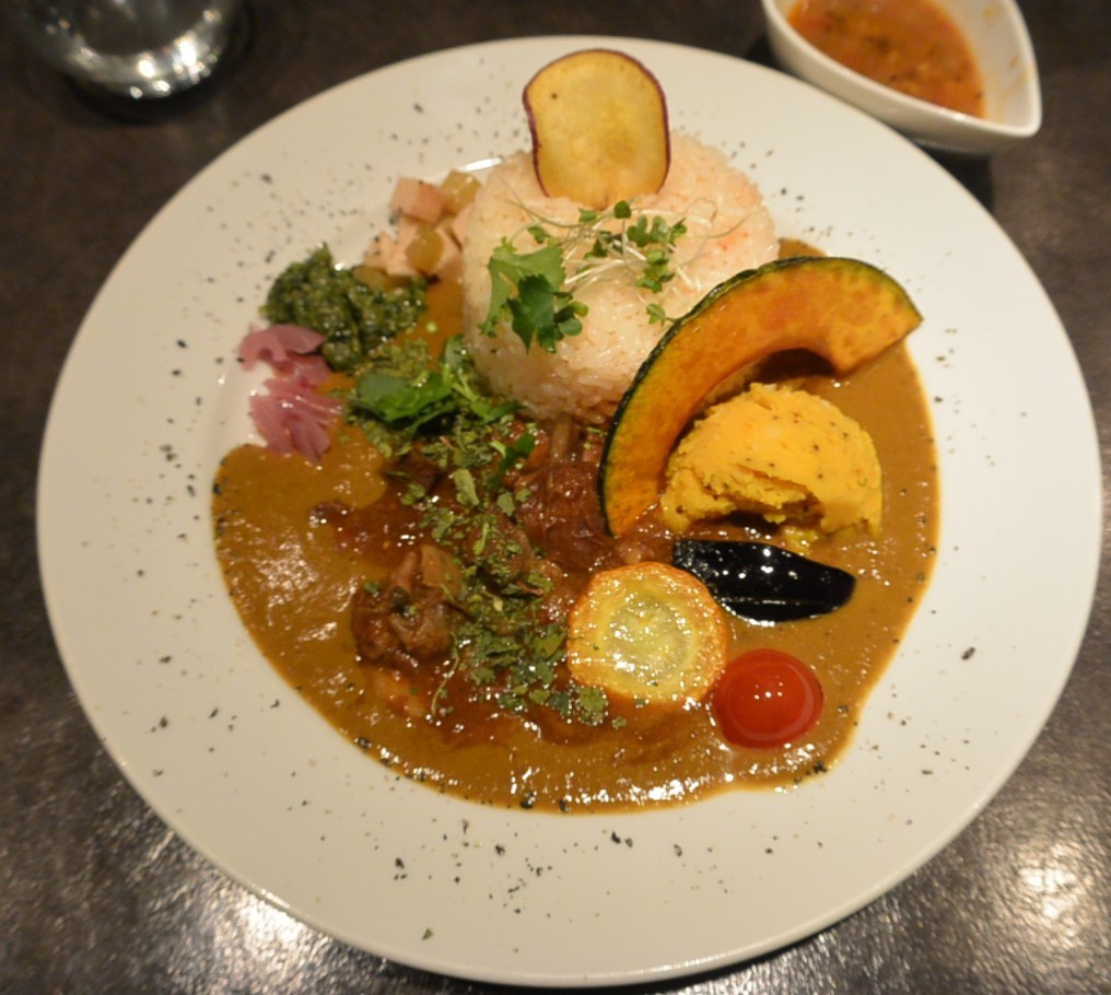 癒やしのスパイスカレー アーユルベイブカレー_b0371961_17232105.jpg