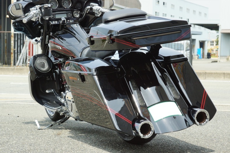 FLHX CVO　特選中古車　値下げです！_e0127304_08402105.jpg