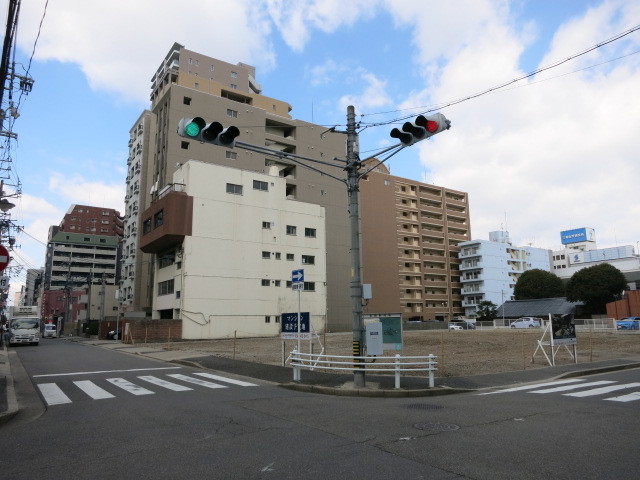 東区マンション着工現場_f0016320_14035703.jpg