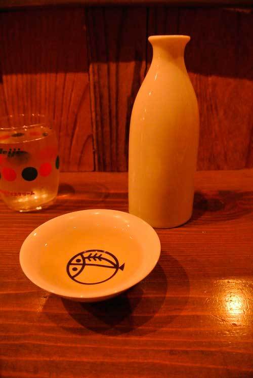 【(東京グルメ)西荻窪 「善知鳥(うとう)」・・・伝説の燗酒老舗銘店復活!!】_a0005436_13154999.jpg