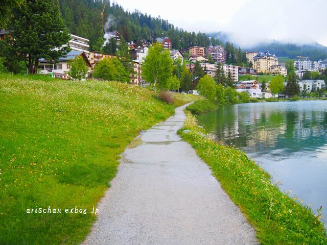 ザンクト・モッリッツァー湖＠スイスの早朝散歩_f0295238_10032737.jpg