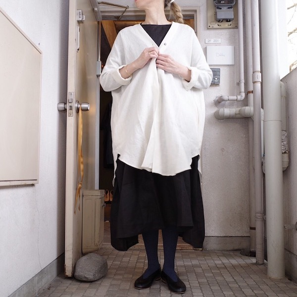 　V long shirt_d0364239_20481052.jpg