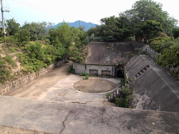 芸予要塞大久野島砲台１ 近代建築watch