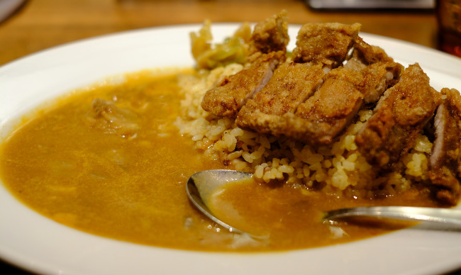 「有楽町・交通会館 カレー担々麺虎杖(いたどり)のパーコーカレーライス」_a0000029_11200994.jpg