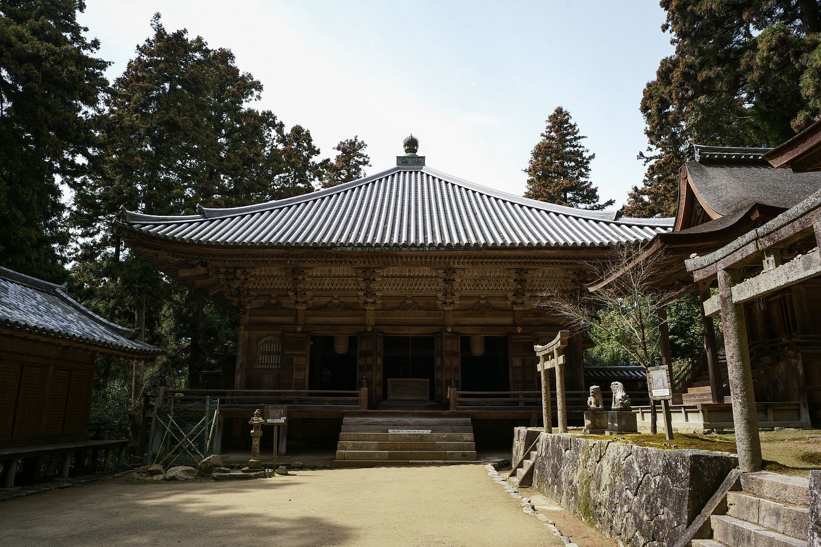 【重要文化財・史跡|円教寺】 建造物解説と画像 (兵庫県)_b0212342_16123284.jpg